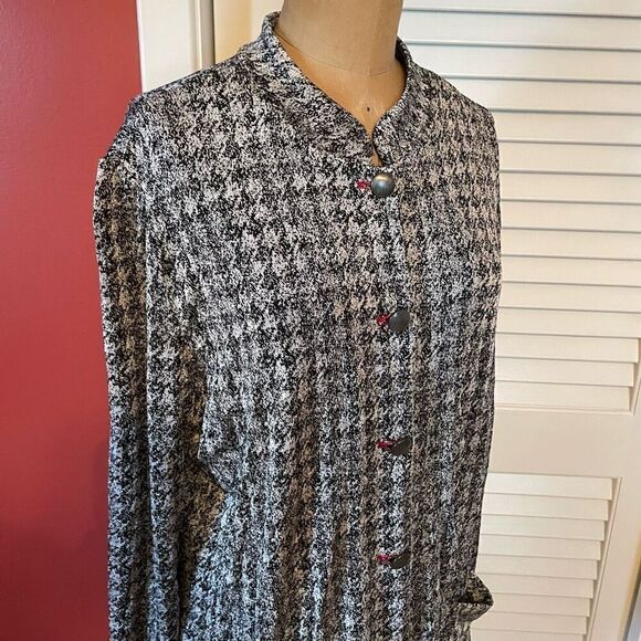 CHICO’S TRAVELERS | black & gray jacket with peplum back size 3 or L - Picture 2 of 5